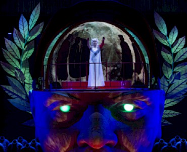 Octavia. Trepanation