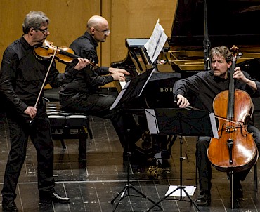 Hèsperos Piano Trio
