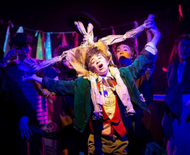 Oliver Twist. Tutti abbiamo un cuore di carta