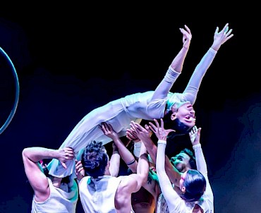 Bianco - in equilibrio tra corpo e poesia